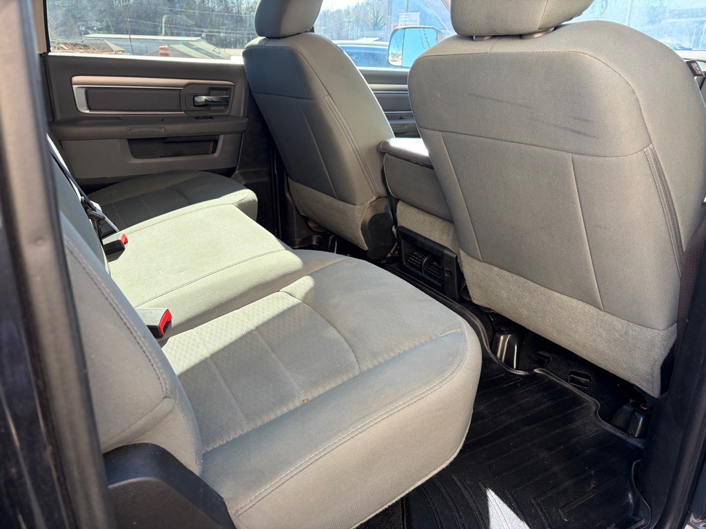 2015 RAM 2500 Image 15