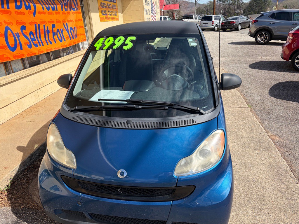 2008 smart fortwo Image 2