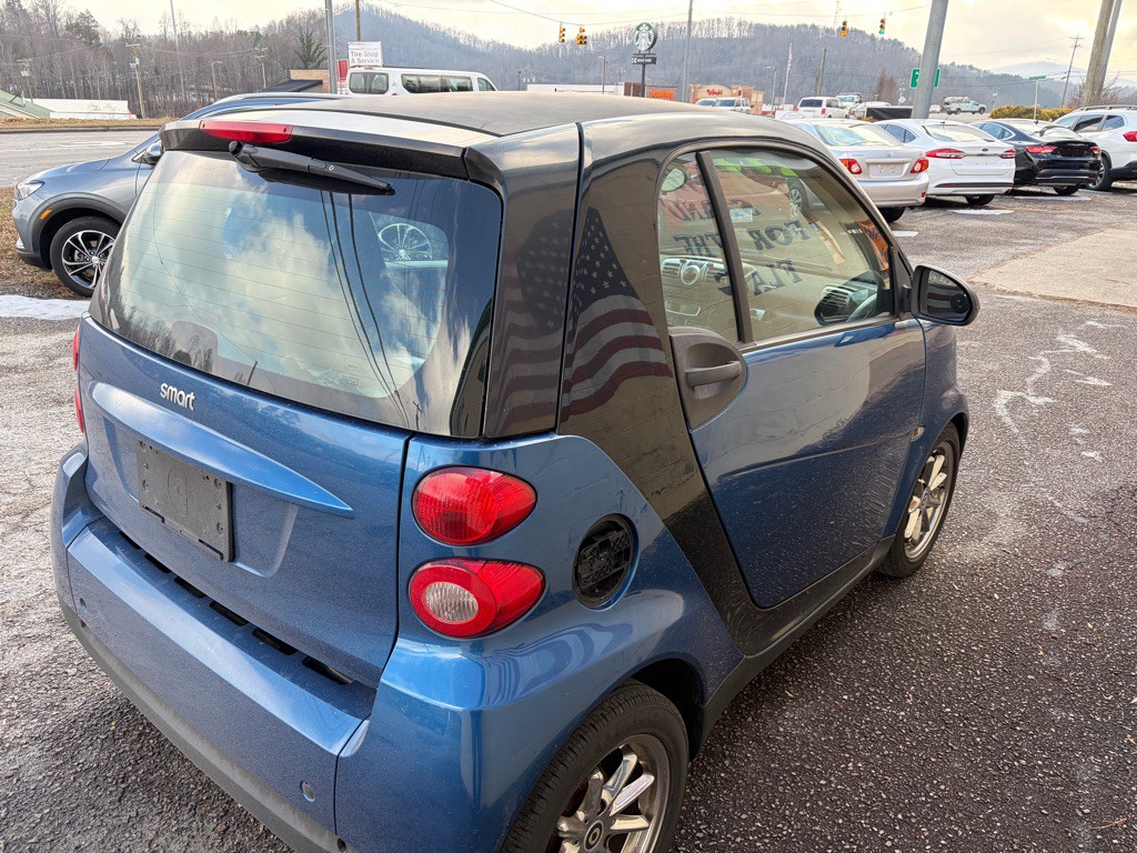 2008 smart fortwo Image 4