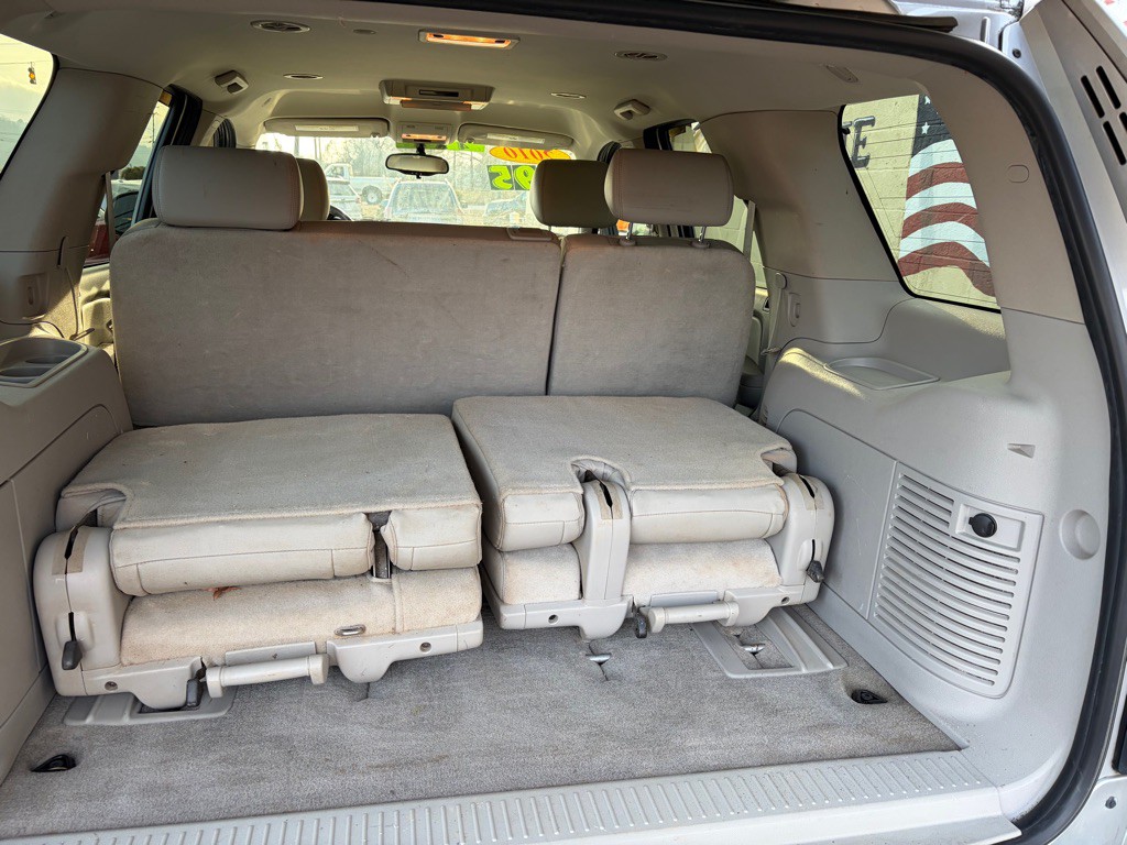 2010 Chevrolet Tahoe Image 8