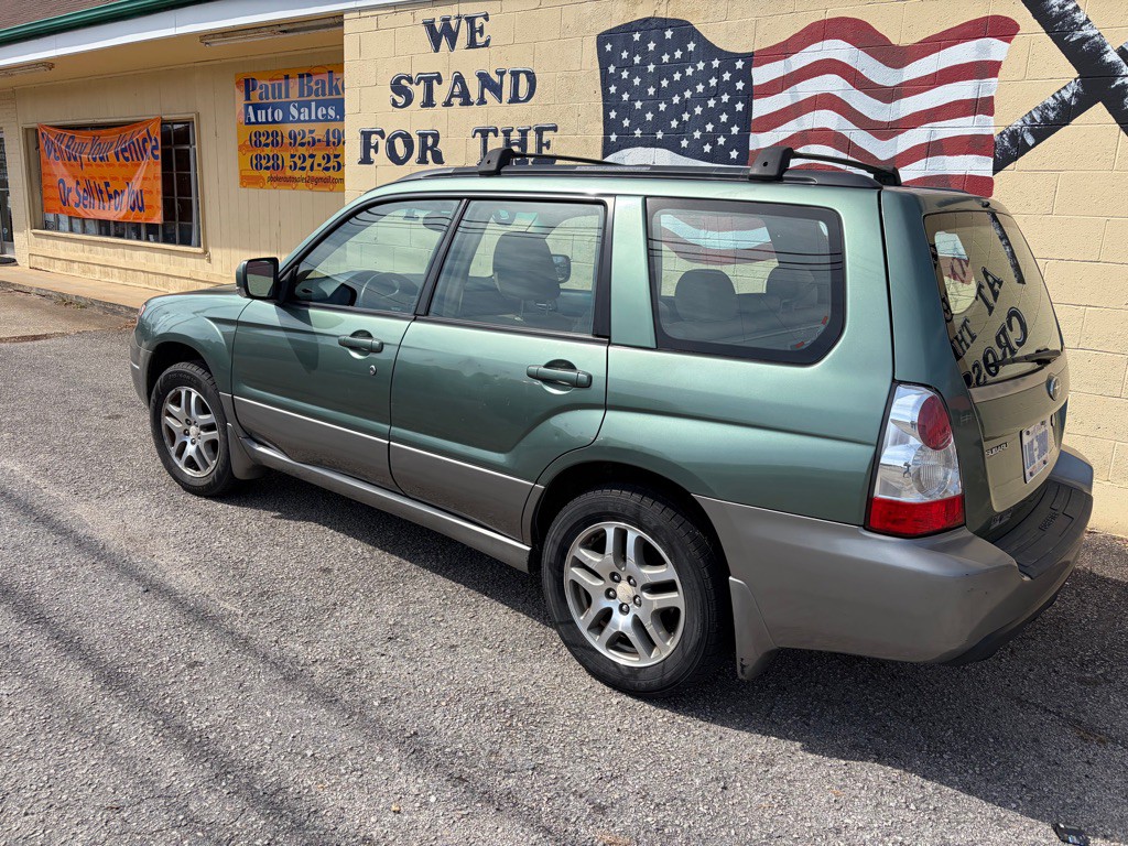 2006 Subaru Forester Image 4