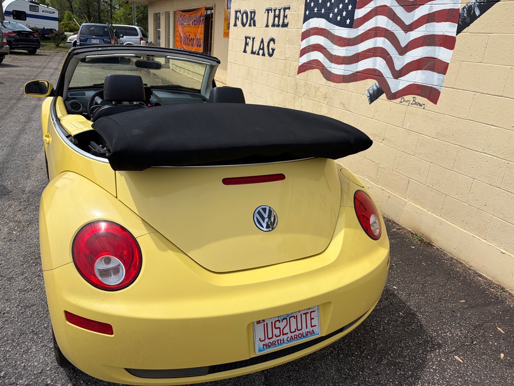 2007 Volkswagen Beetle Image 7