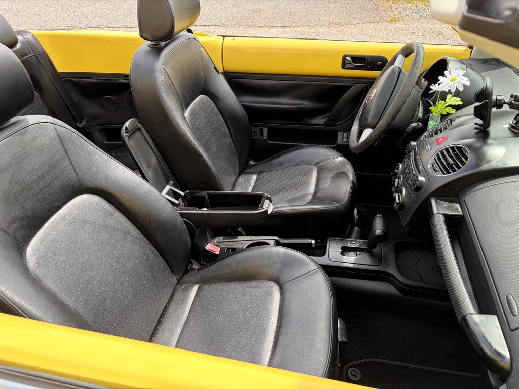 2007 Volkswagen Beetle Image 10