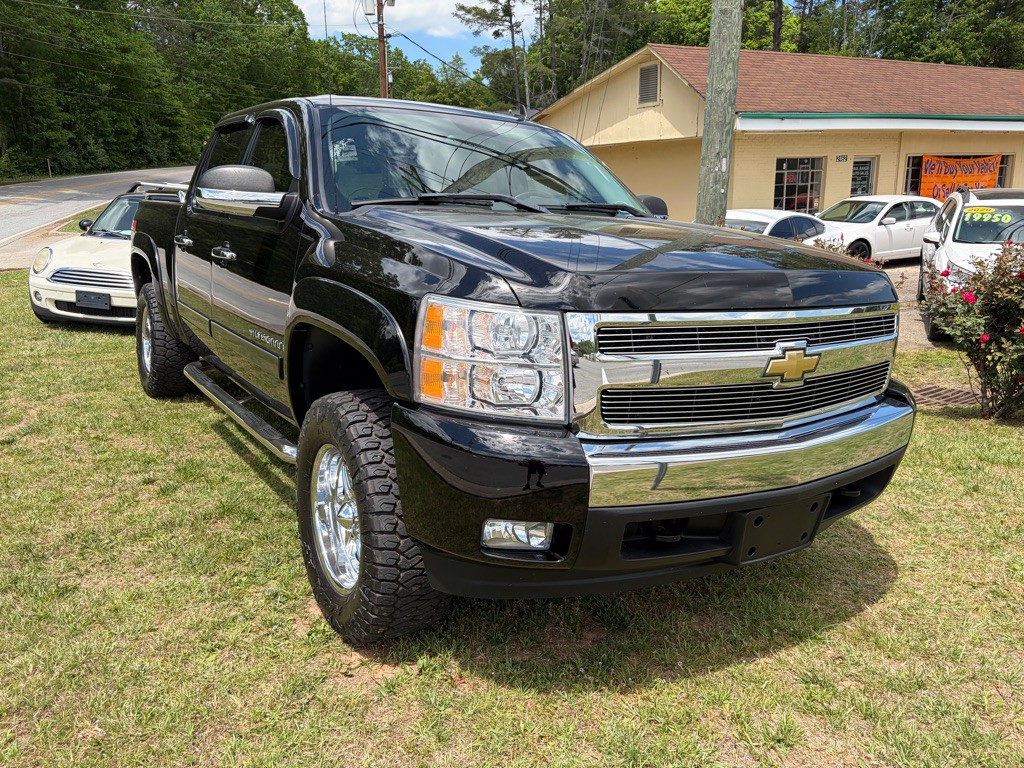 2007 Chevrolet Silverado 1500 Image 2
