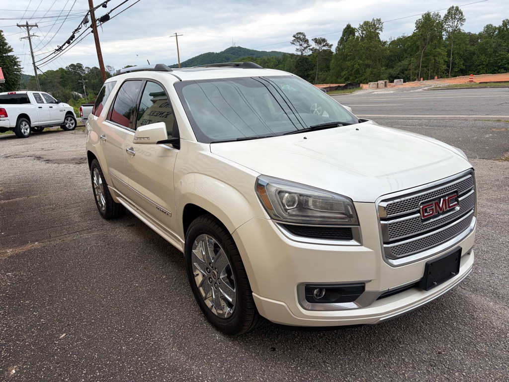 2013 GMC Acadia Image 2