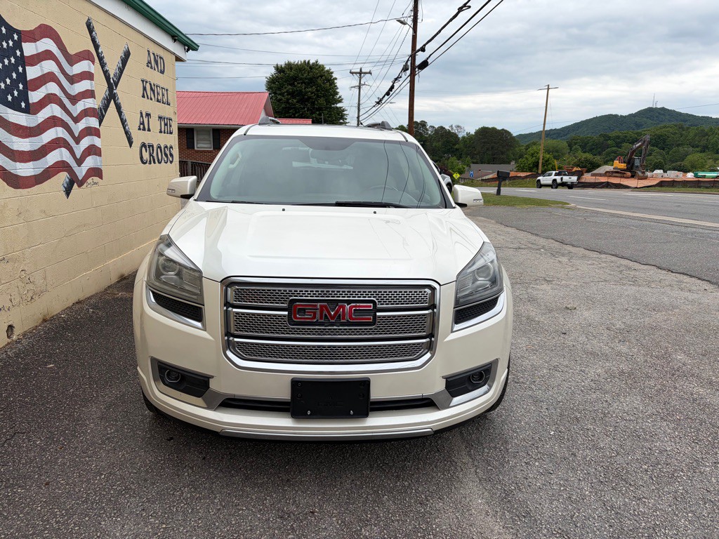 2013 GMC Acadia Image 3