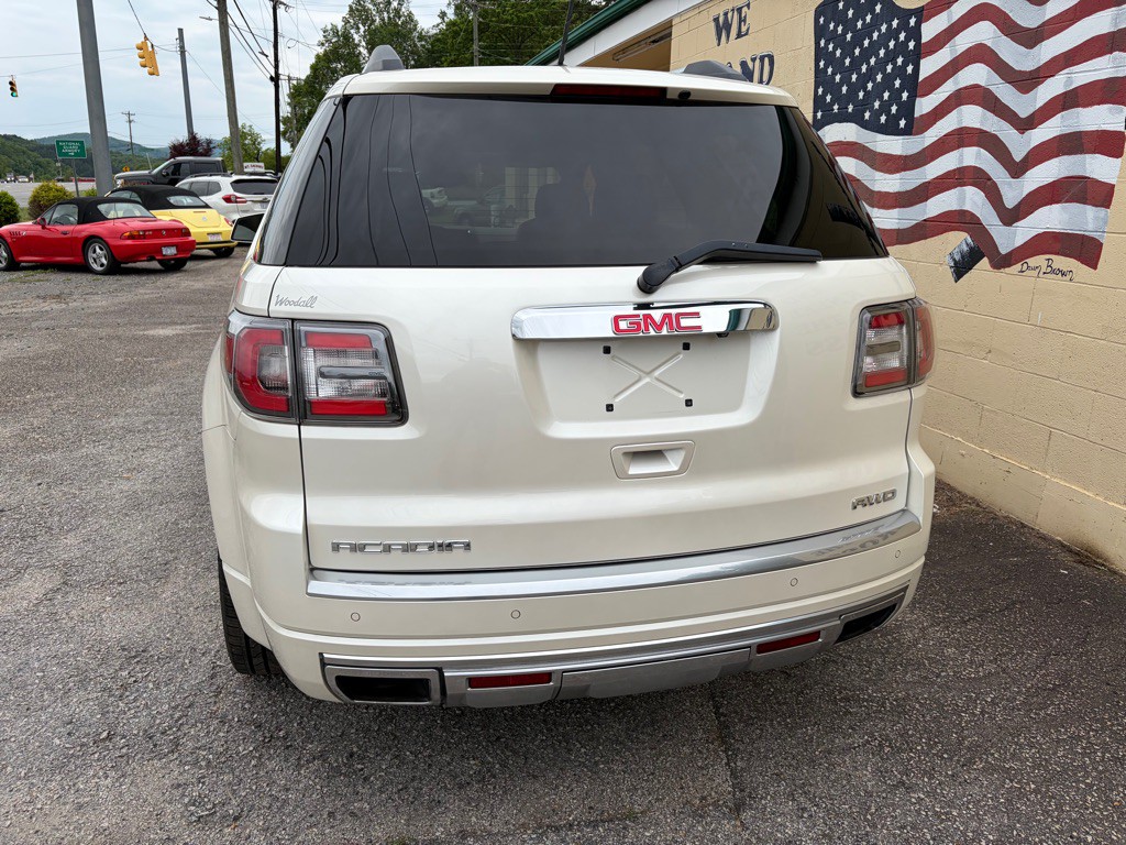 2013 GMC Acadia Image 6