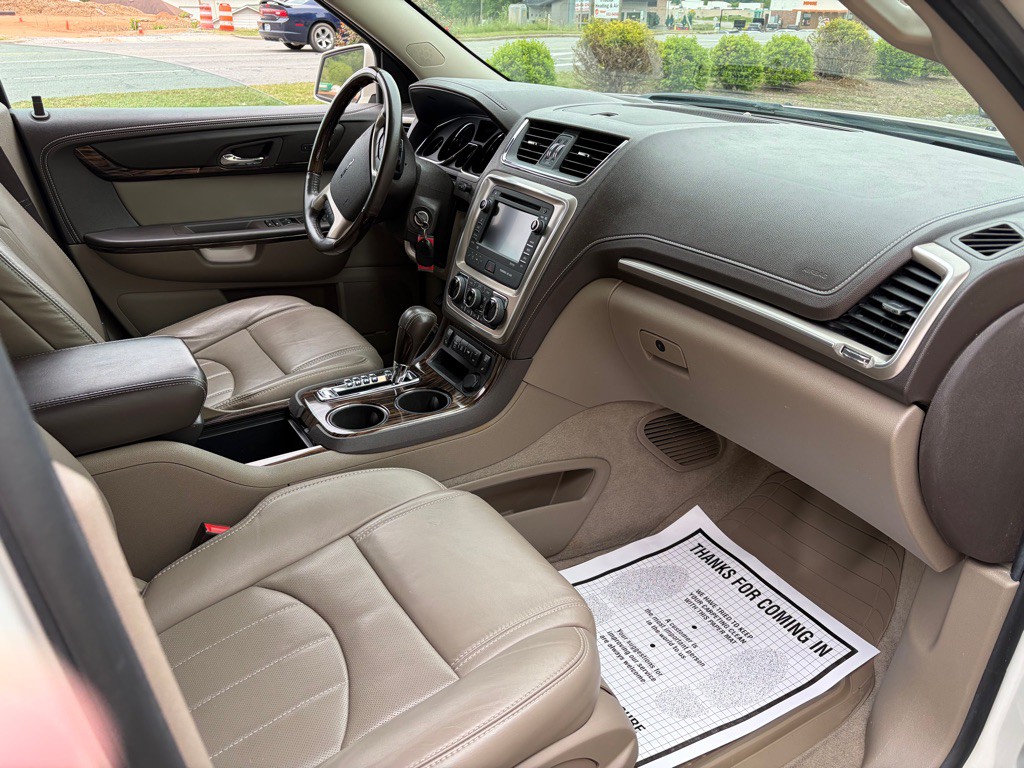 2013 GMC Acadia Image 7