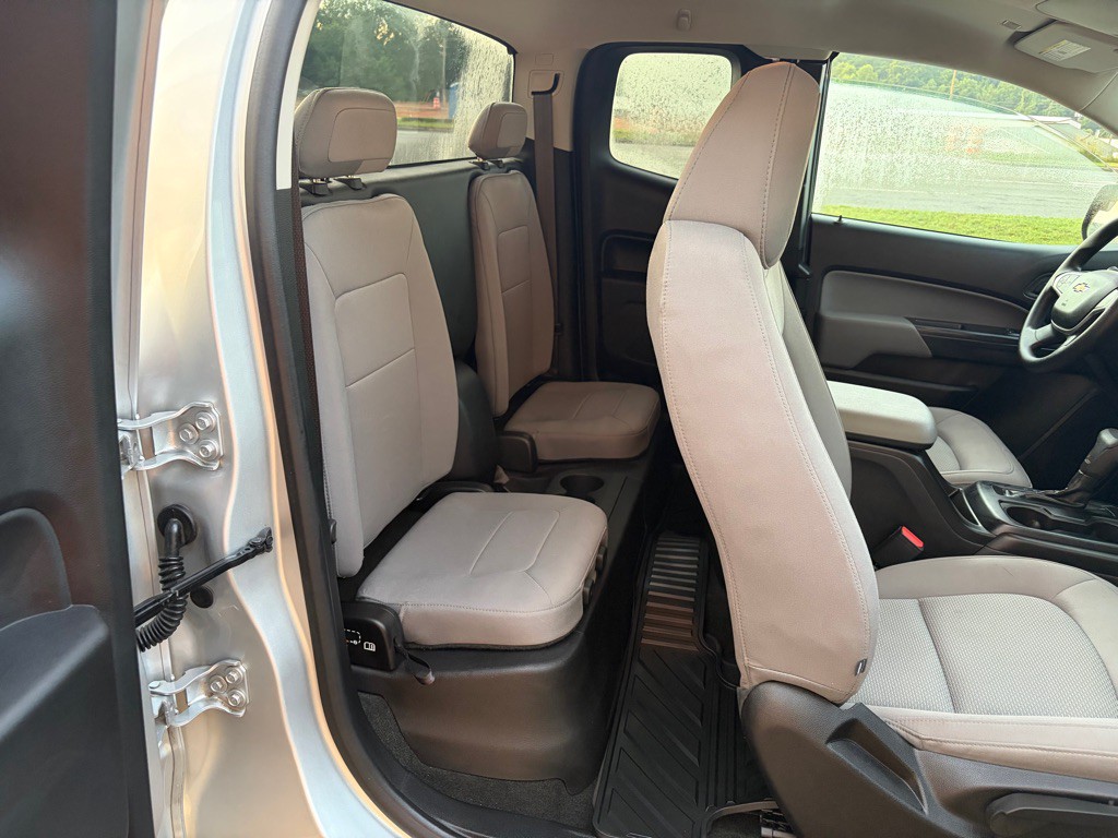 2017 Chevrolet Colorado Image 13