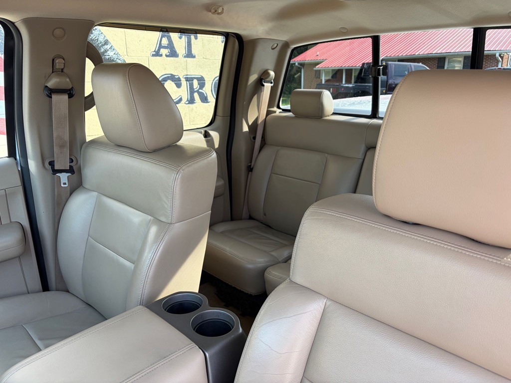 2005 Ford F-150 Image 13