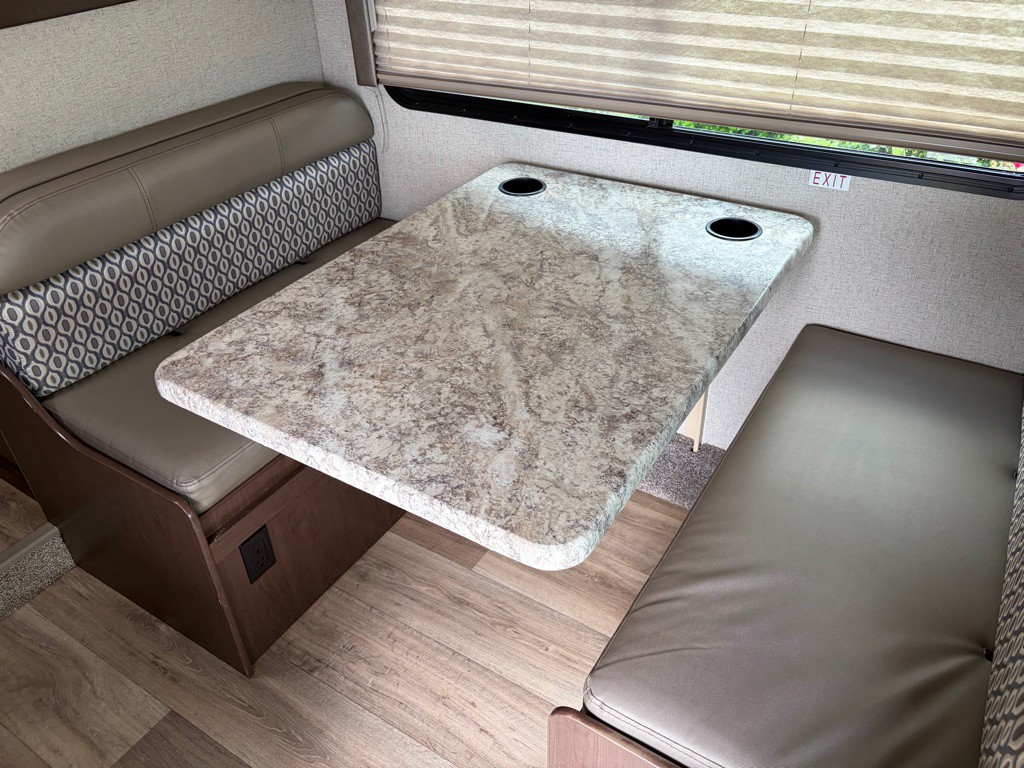 2019 Ford Econoline Image 15