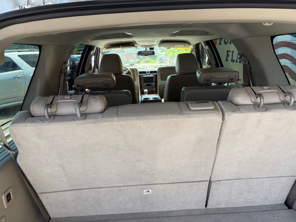 2011 Lincoln Navigator Image 14