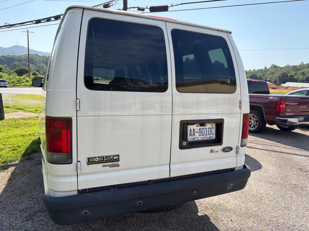 2012 Ford Econoline Image 7