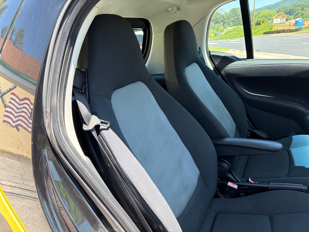 2013 smart fortwo Image 10