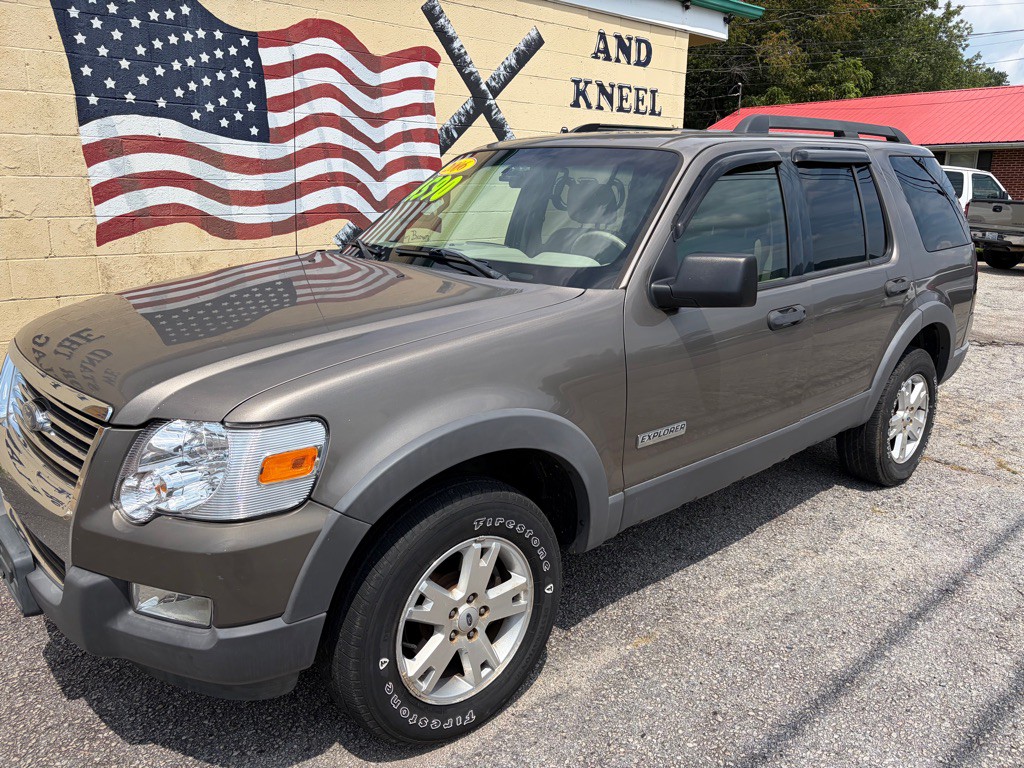2006 Ford Explorer Image 3