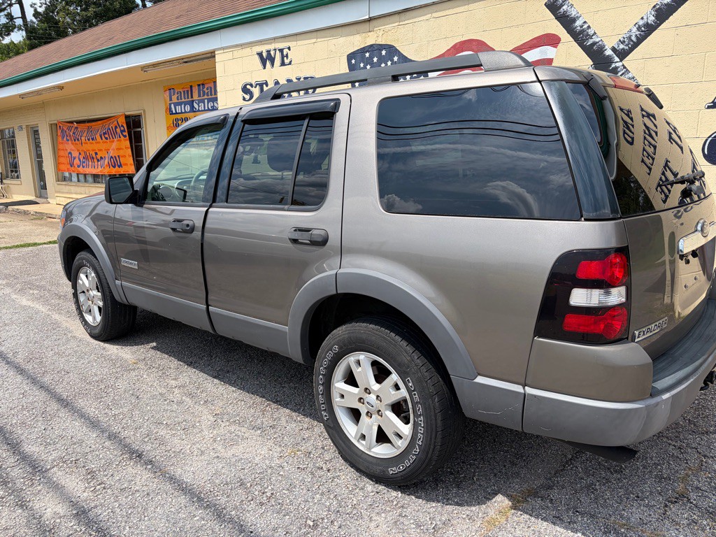 2006 Ford Explorer Image 5