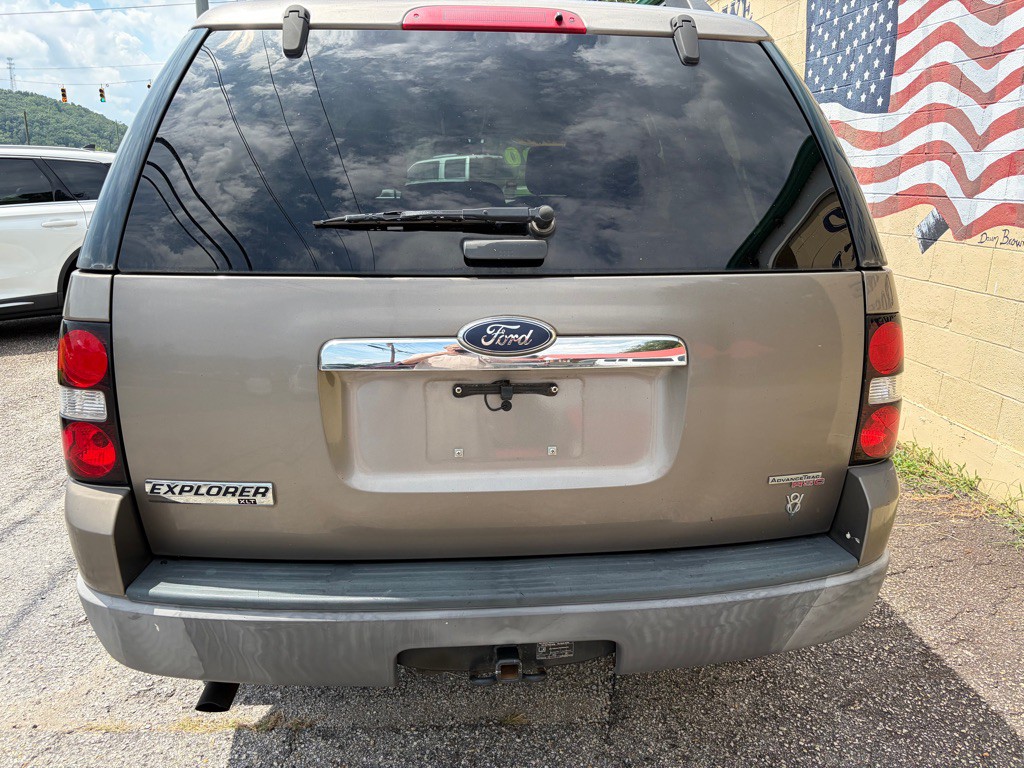 2006 Ford Explorer Image 7