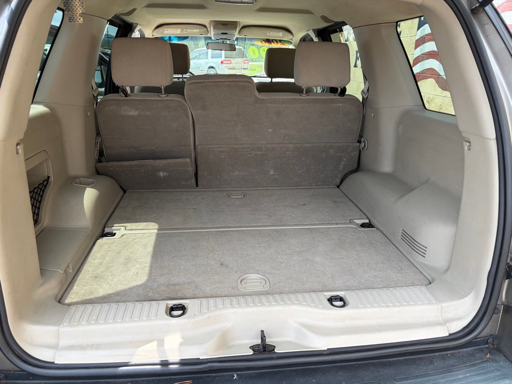2006 Ford Explorer Image 8