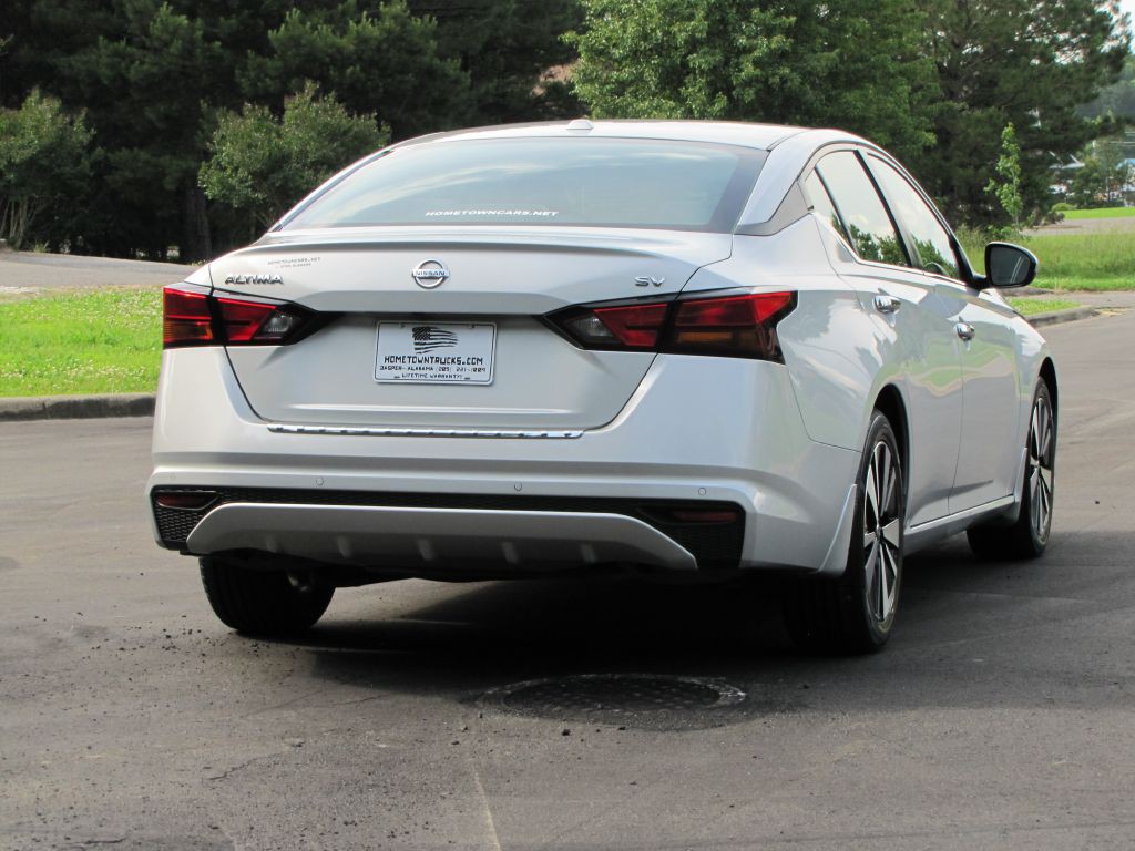 2022 Nissan Altima Image 12