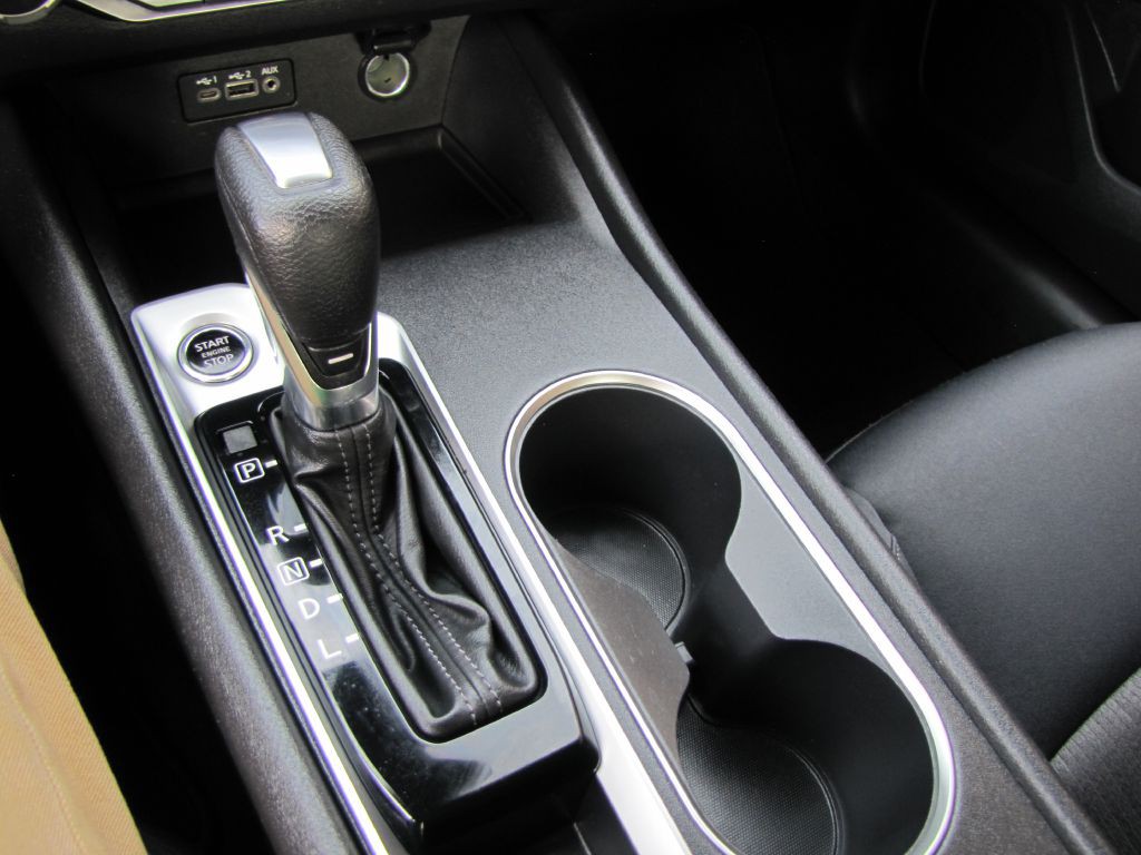 2022 Nissan Altima Image 34