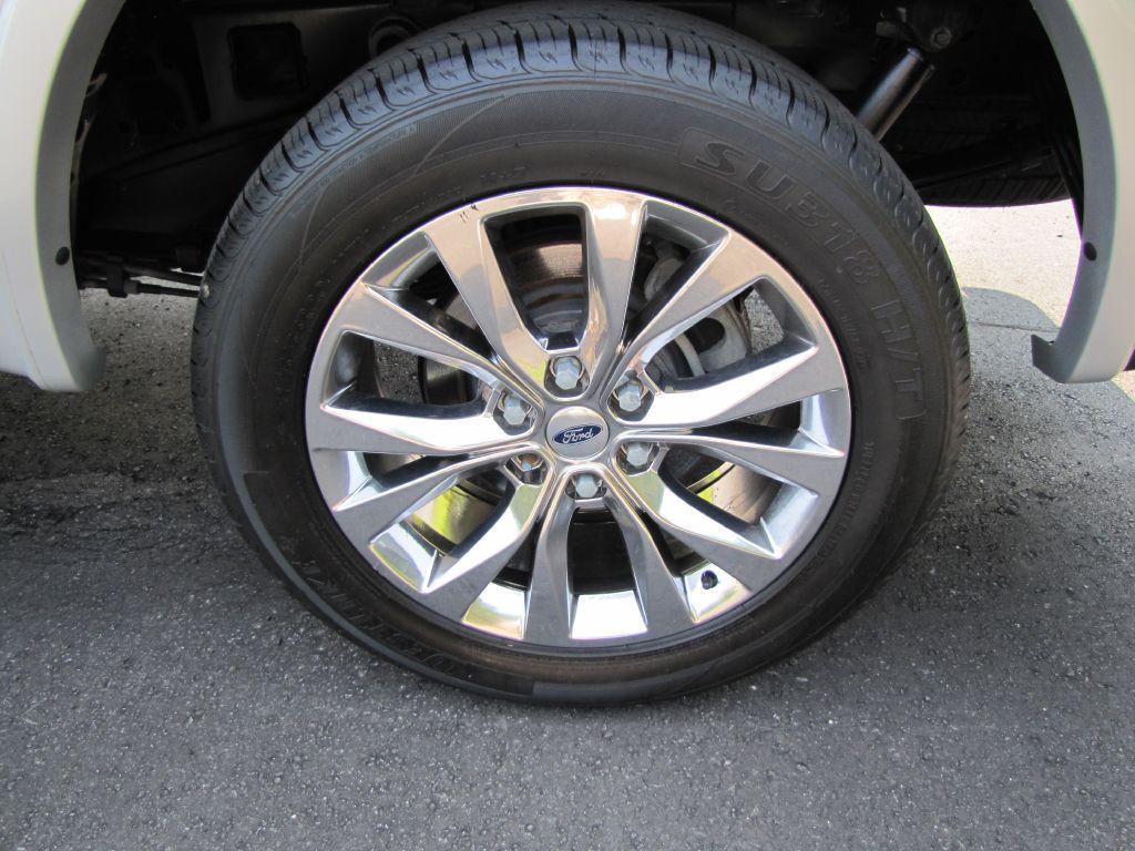 2017 Ford F-150 Image 13