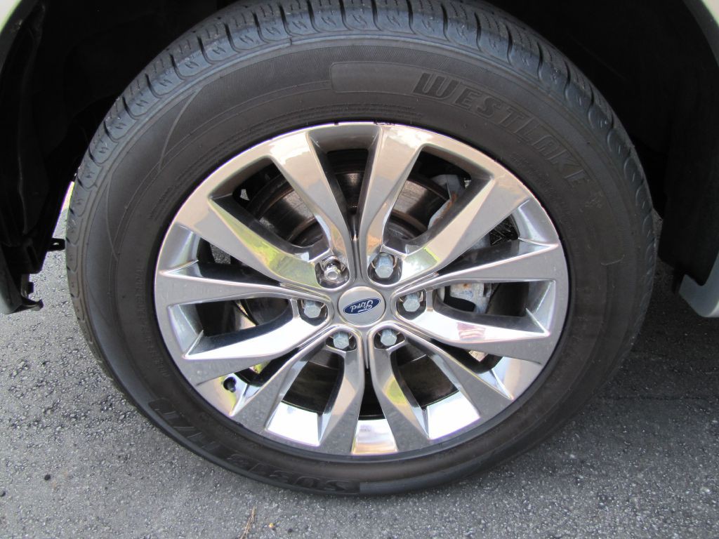 2017 Ford F-150 Image 14
