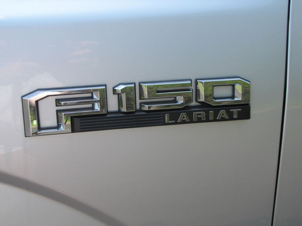 2017 Ford F-150 Image 17