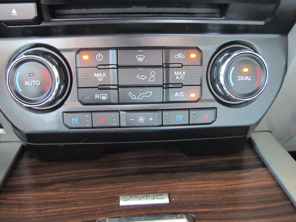 2017 Ford F-150 Image 37