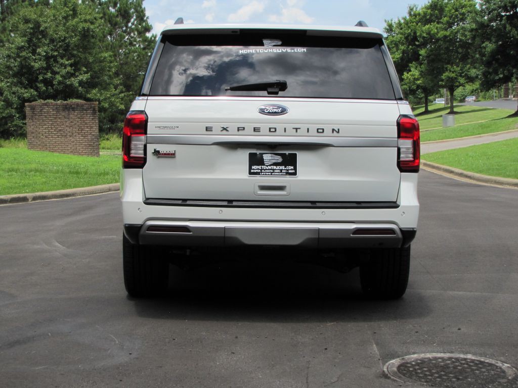 2022 Ford Expedition Image 11