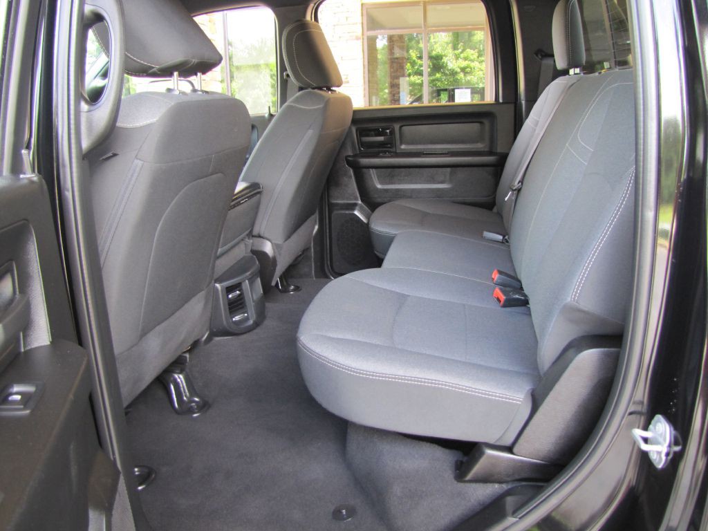 2022 Dodge Ram 3500 Image 17