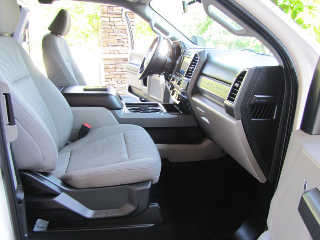 2021 Ford F-250 Image 21