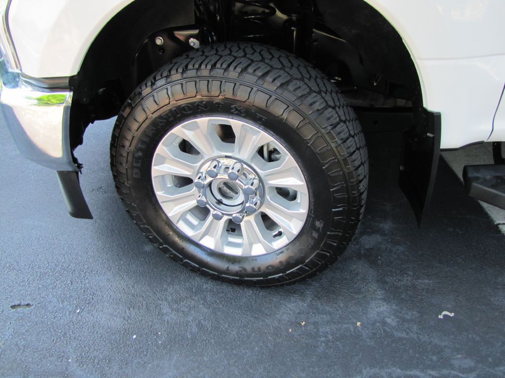 2021 Ford F-250 Image 35