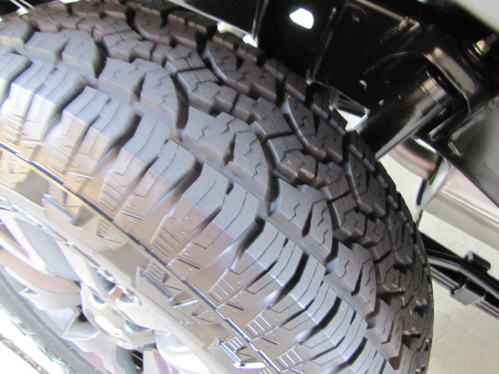 2020 Toyota Tacoma Image 26