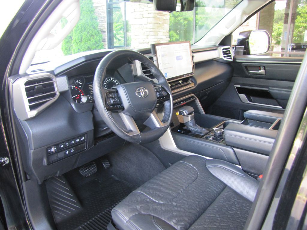 2022 Toyota Tundra Image 13