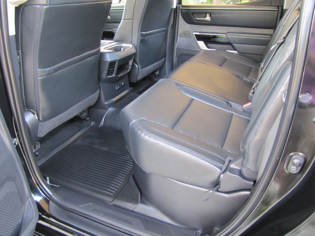 2022 Toyota Tundra Image 17