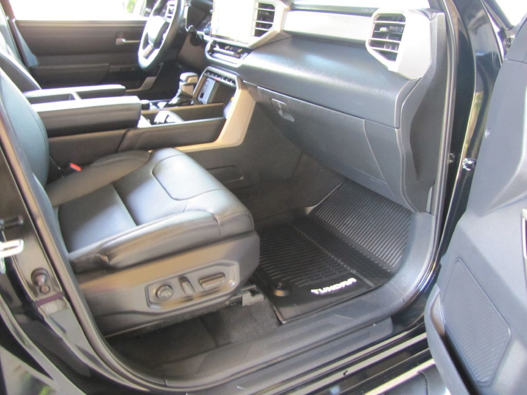 2022 Toyota Tundra Image 20