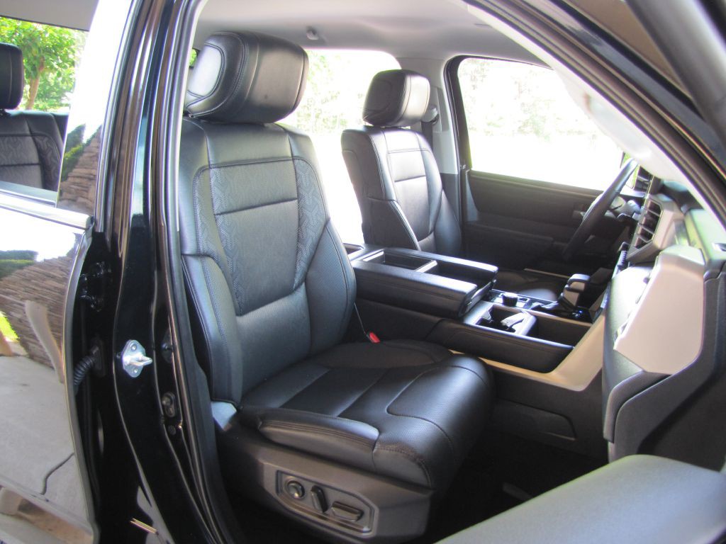 2022 Toyota Tundra Image 21