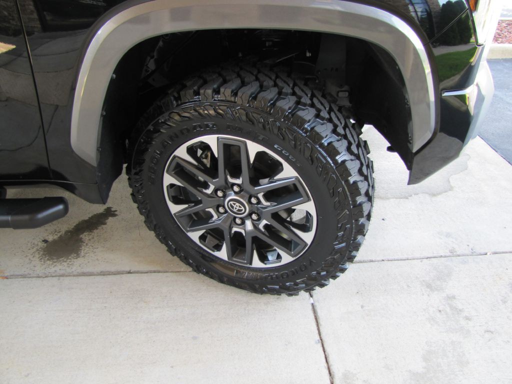 2022 Toyota Tundra Image 22