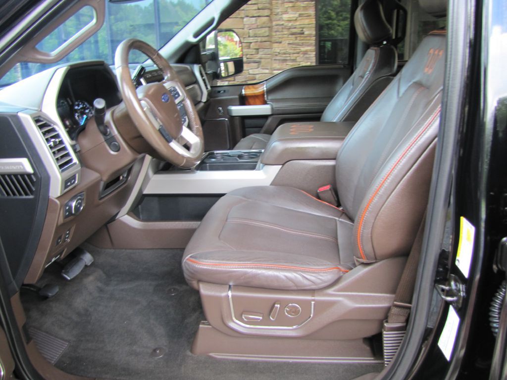 2017 Ford F-350 Image 13