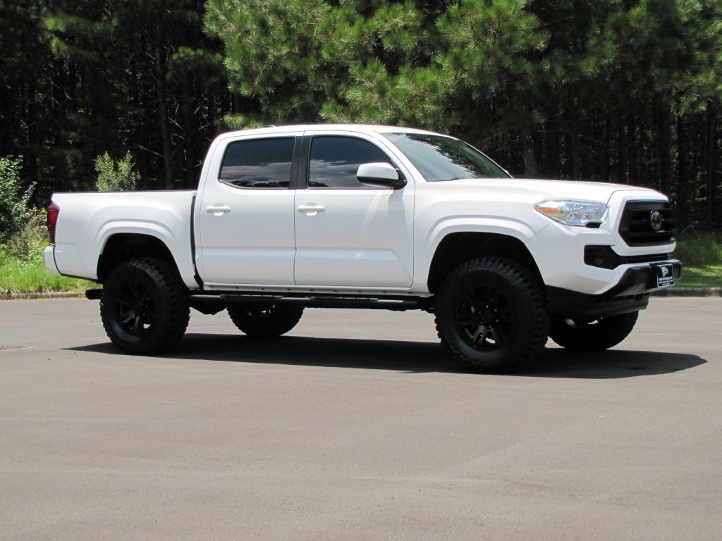 2022 Toyota Tacoma Image 3