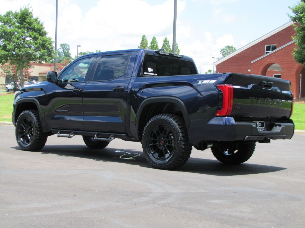 2022 Toyota Tundra Image 8