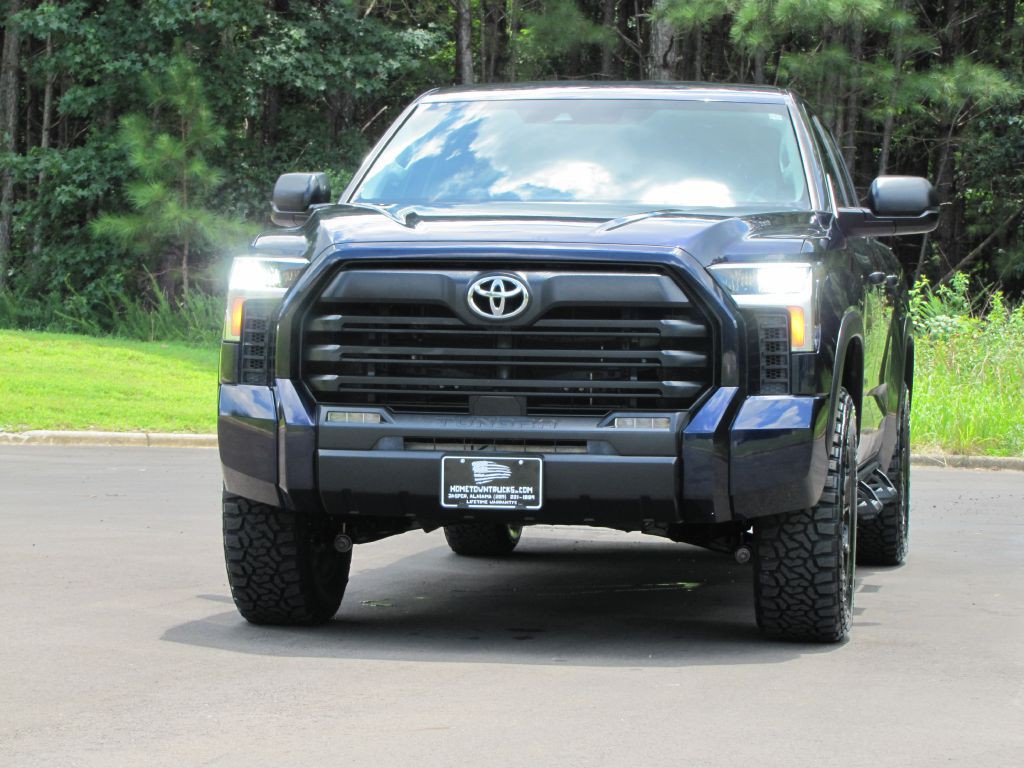 2022 Toyota Tundra Image 10
