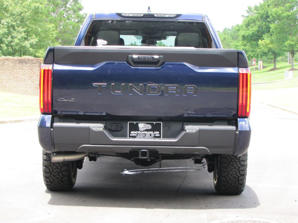 2022 Toyota Tundra Image 11