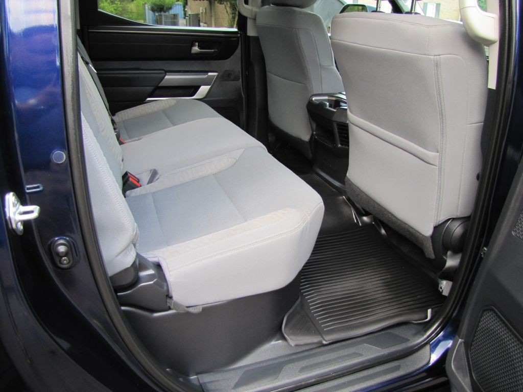 2022 Toyota Tundra Image 18