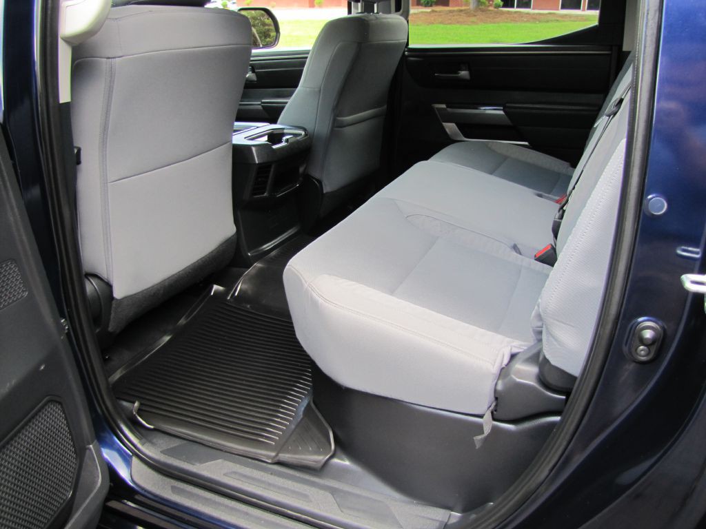2022 Toyota Tundra Image 20