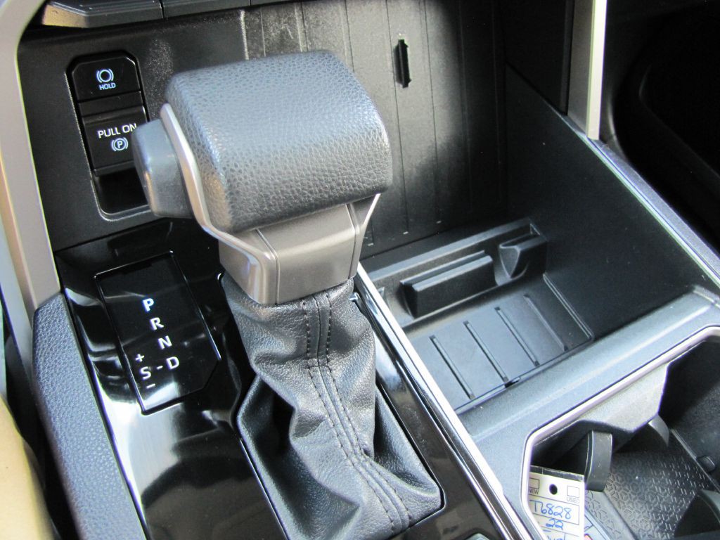 2022 Toyota Tundra Image 42