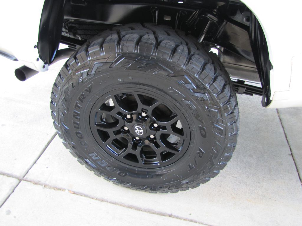2022 Toyota Tacoma Image 27