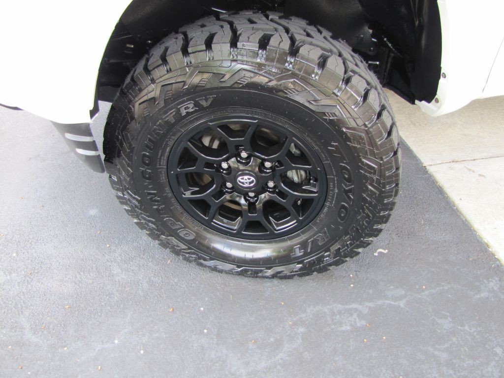 2022 Toyota Tacoma Image 36