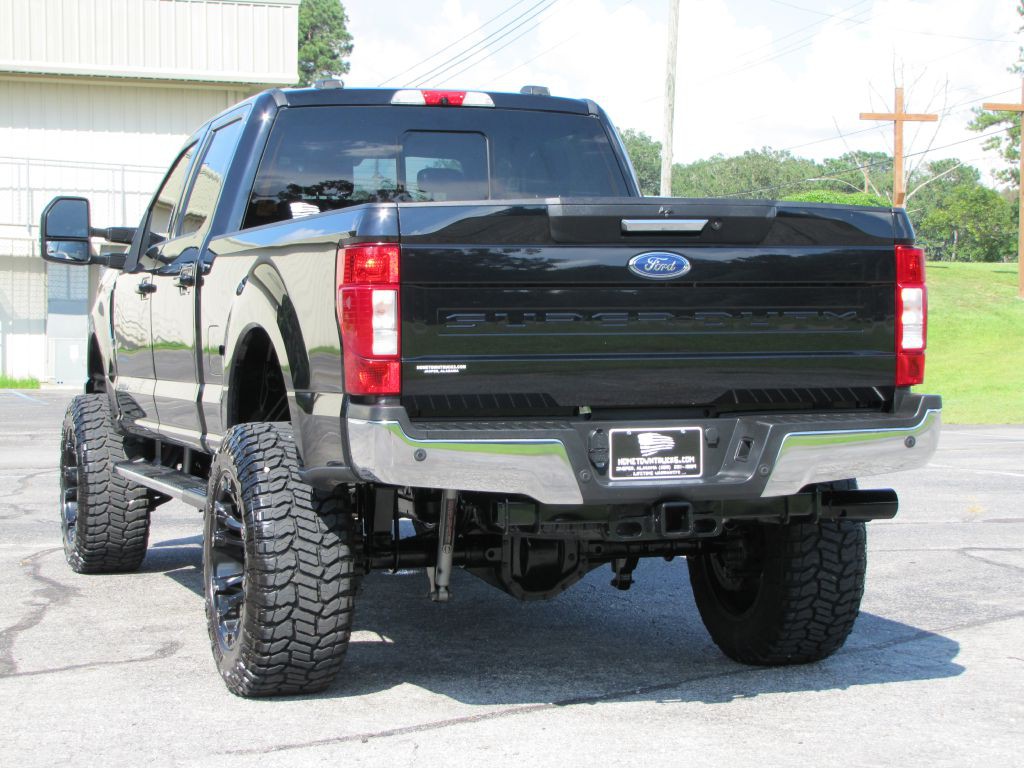 2021 Ford F-250 Image 11