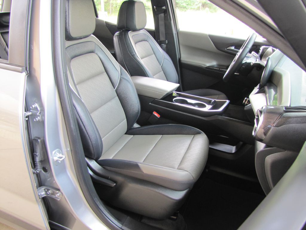 2025 Chevrolet Equinox Image 25